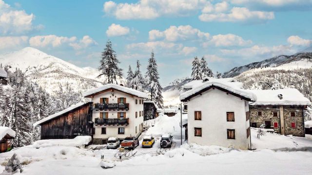 I vostri appartamenti a Laste Immagine: Appartamenti Dolomiti Lof