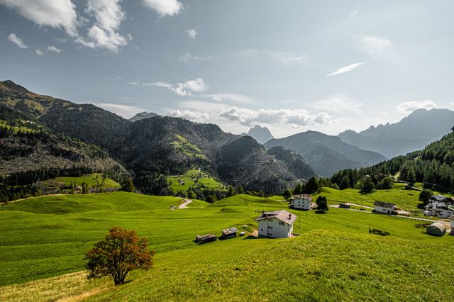 I vostri appartamenti a Laste Immagine: Appartamenti Dolomiti Lof